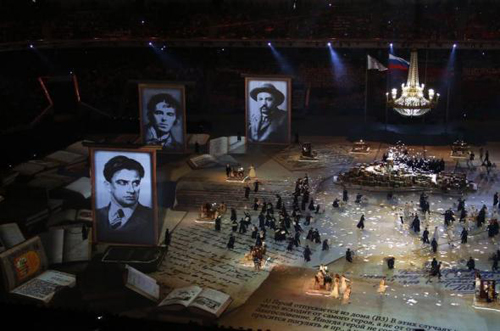 Gấu Sochi 'rơi lệ' trong lễ bế mạc ảnh 15